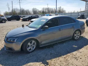 Volkswagen Jetta 2.0L 4 2014