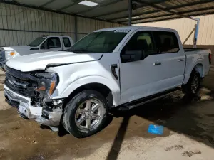 Ford F-150 5.0L 8 2025