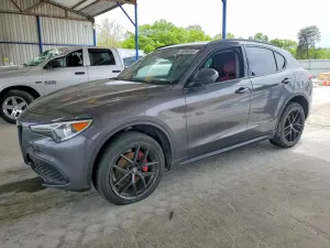 Alfa Romeo Stelvio 2.0L 4 2019