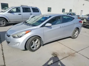Hyundai Elantra 1.8L 4 2013