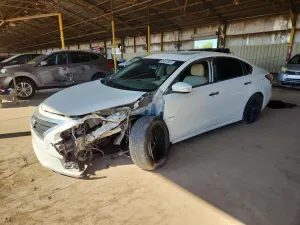 Nissan Altima 2.5L 4 2015
