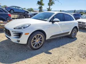 Porsche Macan 2.0L 4 2017