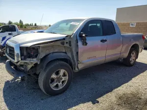 Toyota Tundra 5.7L 8 2008