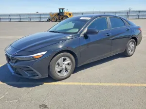 Hyundai Elantra 2.0L 4 2025
