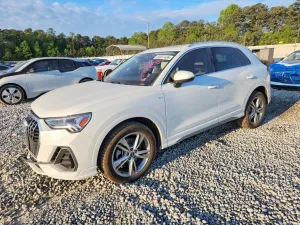 Audi Q3 2.0L 4 2022