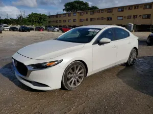 Mazda 3 2.5L 4 2020