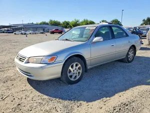 Toyota Camry 3.0L 6 2001