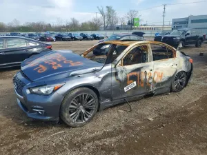 Infiniti Q50 3.7L 6 2015