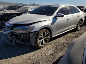 Volkswagen Passat 2.0L 4 2021