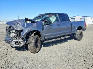 Ford F-250 6.7L 8 2022
