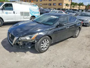 Nissan Altima 2.5L 4 2020