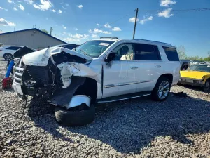 Cadillac Escalade 6.2L 8 2016