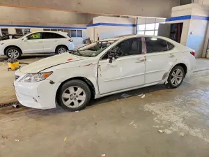 Lexus ES 3.5L 6 2013