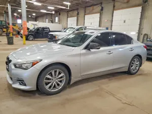 Infiniti Q50 3.7L 6 2015
