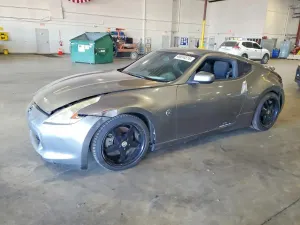 Nissan 370z 3.7L 6 2011