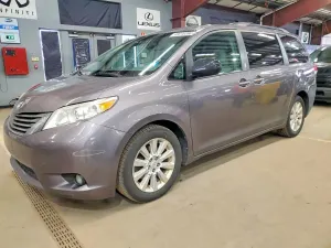 Toyota Sienna 3.5L 6 2011
