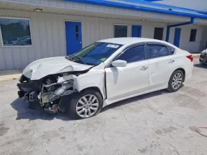 Nissan Altima 2.5L 4 2017