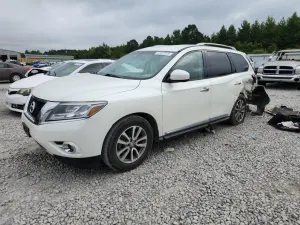 Nissan Pathfinder 3.5L 6 2015