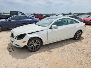 Mercedes-Benz E 3.5L 6 2010
