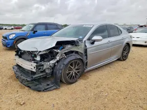 Toyota Camry 2.5L 4 2024
