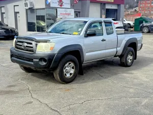 Toyota Tacoma 2.7L 4 2010