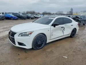 Lexus LS 4.6L 8 2015