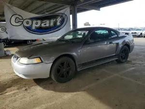 Ford Mustang 3.8L 6 2001