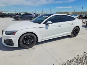 Audi A5 2.0L 4 2021