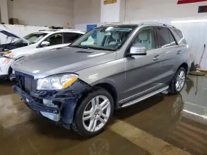 Mercedes-Benz ML 3.5L 6 2015