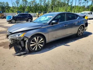 Nissan Altima 2.5L 4 2020