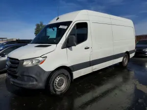 Mercedes-Benz Sprinter 2.0L 4 2023