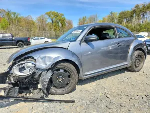 Volkswagen Beetle 2.5L 5 2012