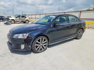Volkswagen Jetta 2.0L 4 2014