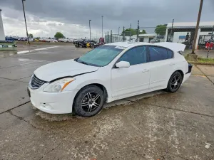 Nissan Altima 2.5L 4 2010