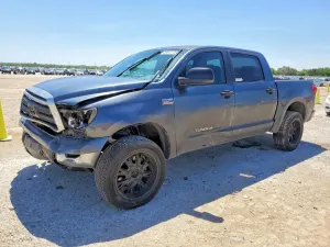 Toyota Tundra 5.7L 8 2010
