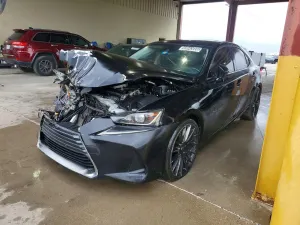 Lexus IS 2.0L 4 2017