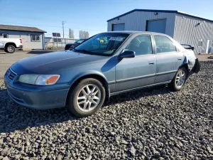 Toyota Camry 3.0L 6 2001