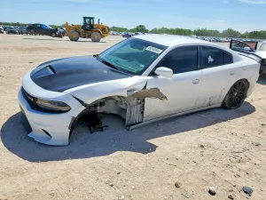 Dodge Charger 5.7L 8 2015