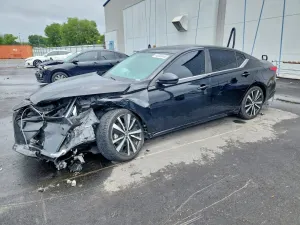 Nissan Altima 2.5L 4 2019