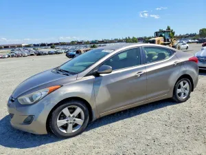Hyundai Elantra 1.8L 4 2013