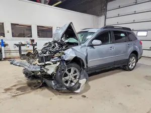 Subaru Outback 2.5L 4 2014