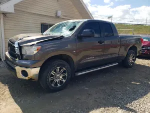 Toyota Tundra 4.6L 8 2011