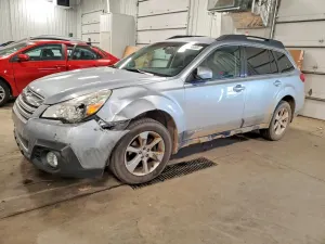 Subaru Outback 2.5L 4 2013