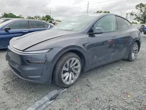 Tesla Model Y 2026