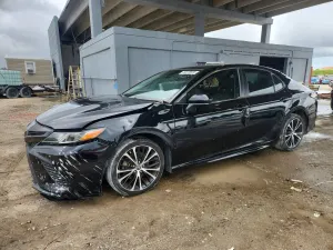 Toyota Camry 2.5L 4 2019