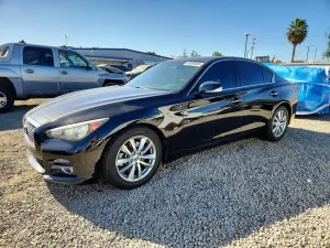 Infiniti Q50 3.7L 6 2015
