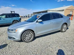 Volkswagen Jetta 2.0L 4 2014
