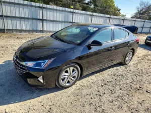 Hyundai Elantra 2.0L 4 2019