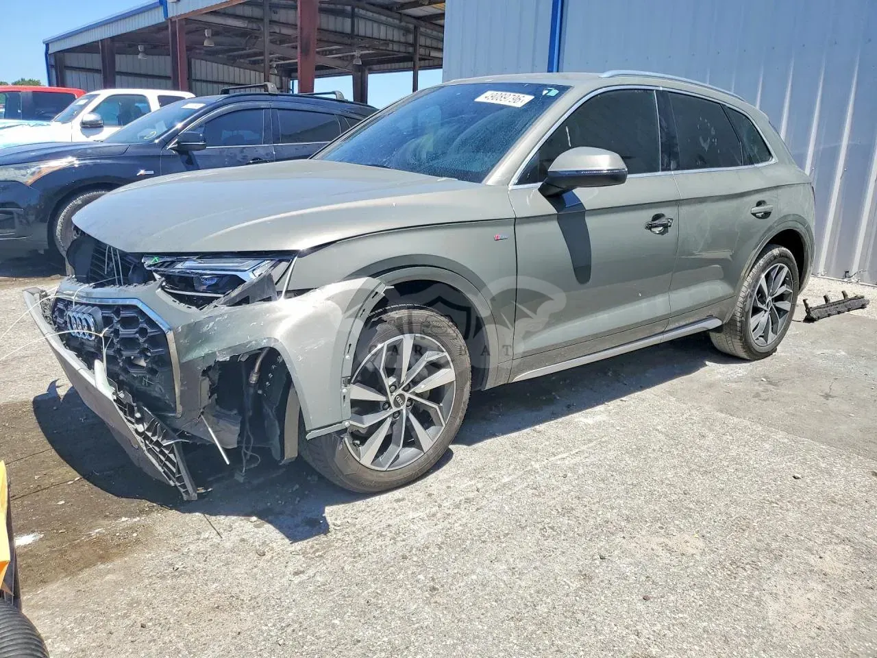 Audi Q5 2.0L 4 2023