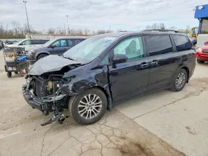 Toyota Sienna 3.5L 6 2018